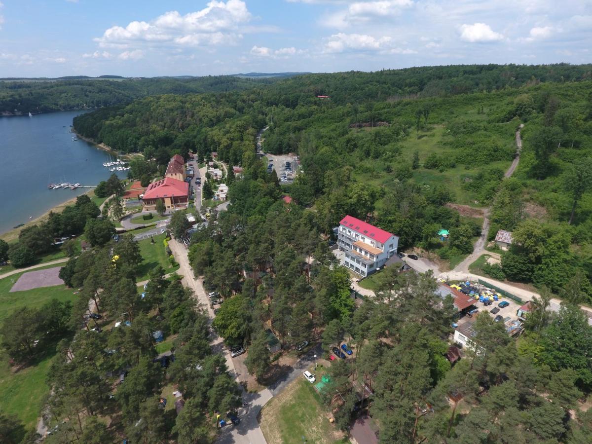 Hotel U Plaze Вранов-над-Дийи Экстерьер фото